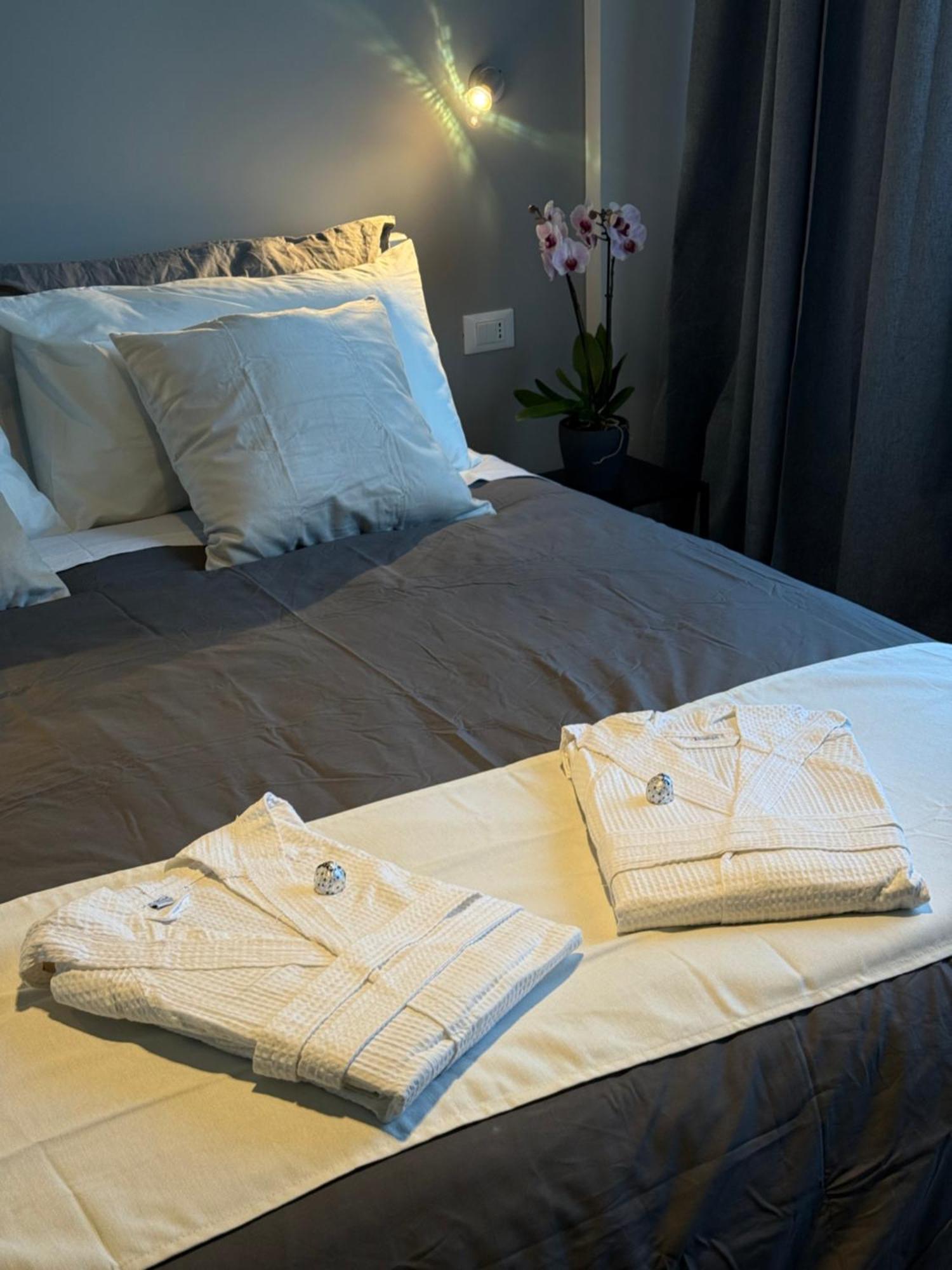 Vb Luxury Rom